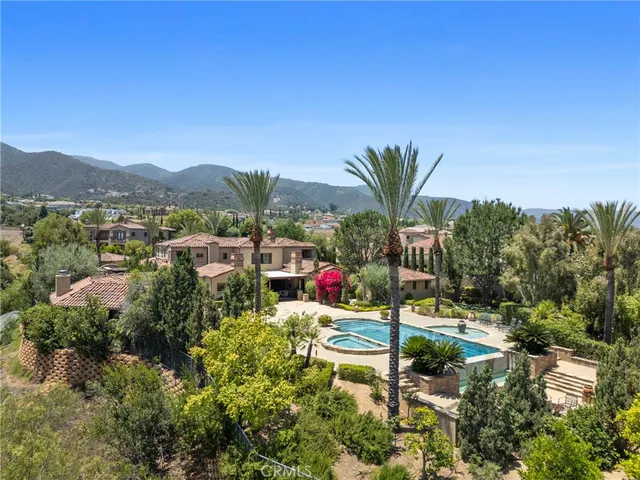 $3,950,000 | 1377 Versante Circle, Corona, CA 92881
