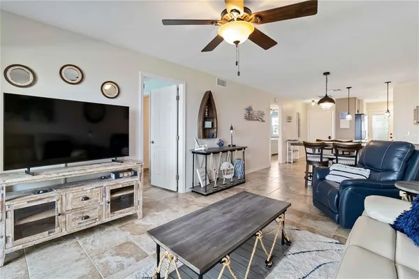 $1,950 | 1500 Park Beach Circle, Unit 2F, Punta Gorda, FL 33950