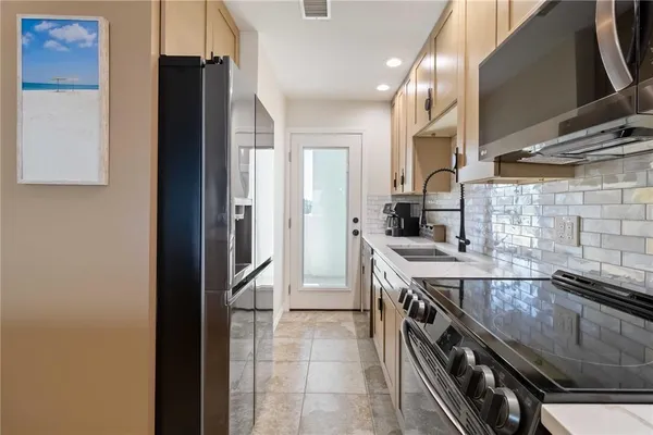 $1,950 | 1500 Park Beach Circle, Unit 2F, Punta Gorda, FL 33950