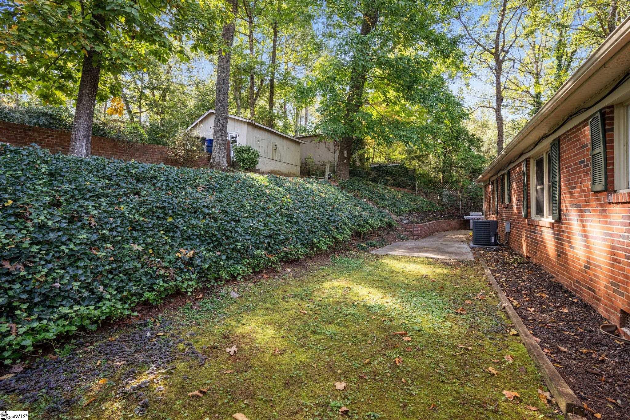 308 Chick Springs Road Greenville, SC 29609 - Photo 31 of 37 Gallery Image 31