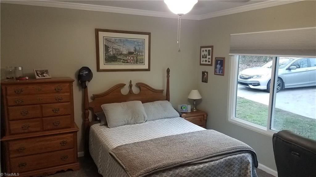 400 Shadybrook Road High Point, NC 27265 - Photo 8 of 15