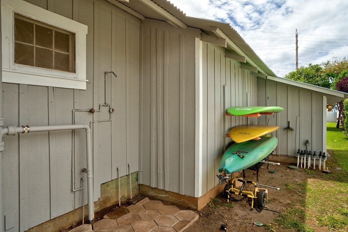 8706 Kiowea Road Kekaha, HI 96752 - Photo 25 of 30 a view of a backyard