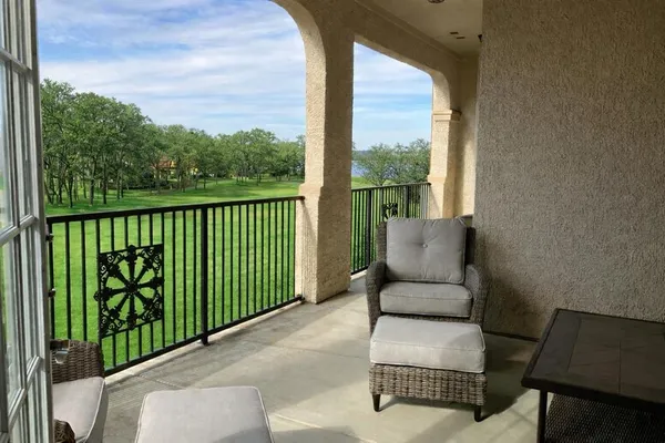 $349,000 | 3363 Cascades Boulevard, Unit 219, Tyler, TX 75709