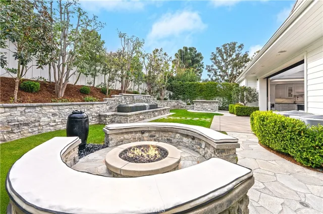 $8,995,000 | 1941 Port Chelsea Place, Newport Beach, CA 92660