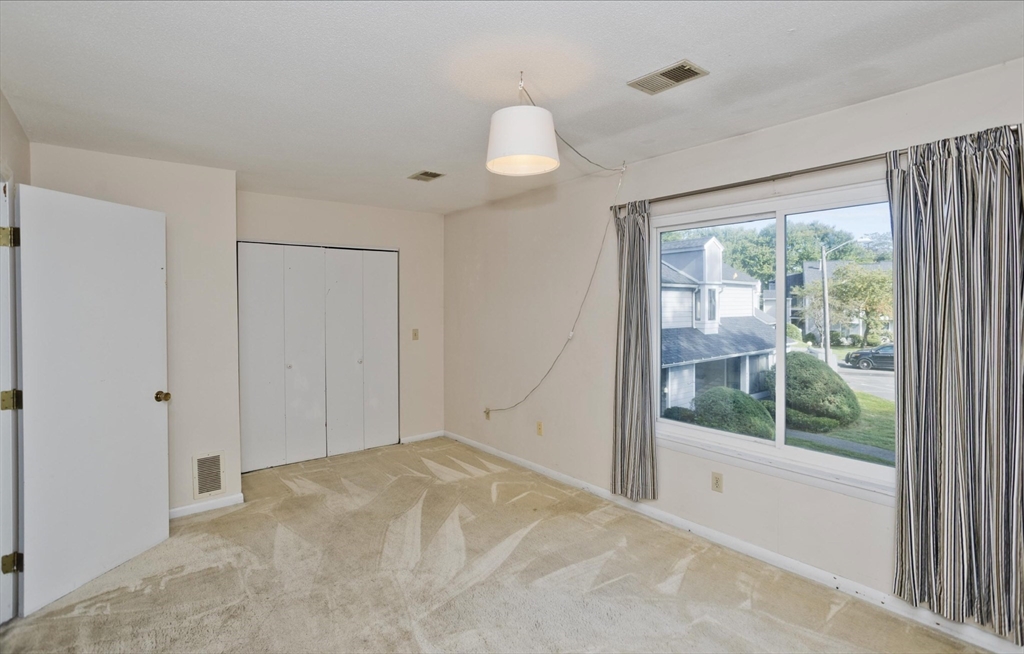 409 Nassau Drive, Unit 409 Springfield, MA 01129 - Photo 37 of 40 Gallery Image 37