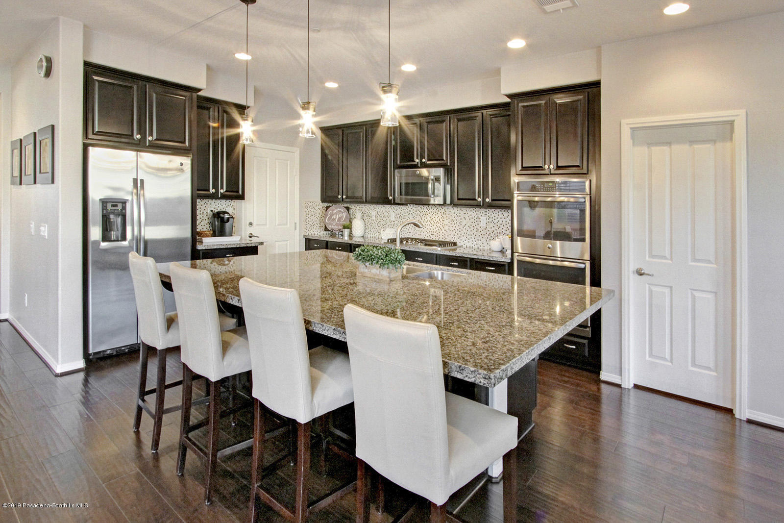 29033 Ridgecrest Court Valencia, CA 91354 - Photo 11 of 53 29033 Ridgecrest Ct Valencia MLS-8