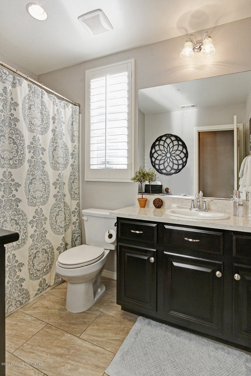 29033 Ridgecrest Court Valencia, CA 91354 - Photo 17 of 53 29033 Ridgecrest Ct Valencia MLS-28