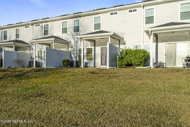 $225,000 | 1827 Biscayne Bay Circle, Jacksonville, FL 32218