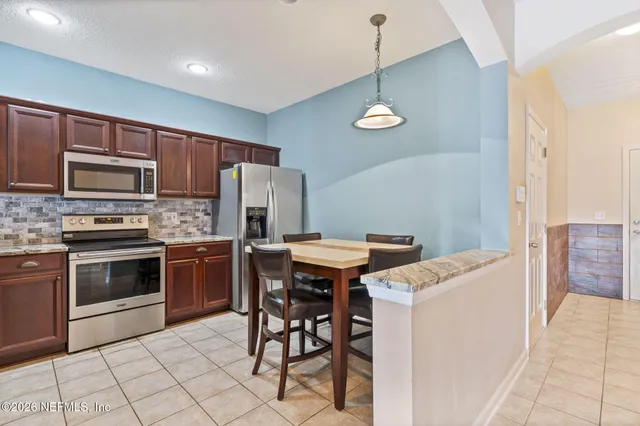 $225,000 | 1827 Biscayne Bay Circle, Jacksonville, FL 32218