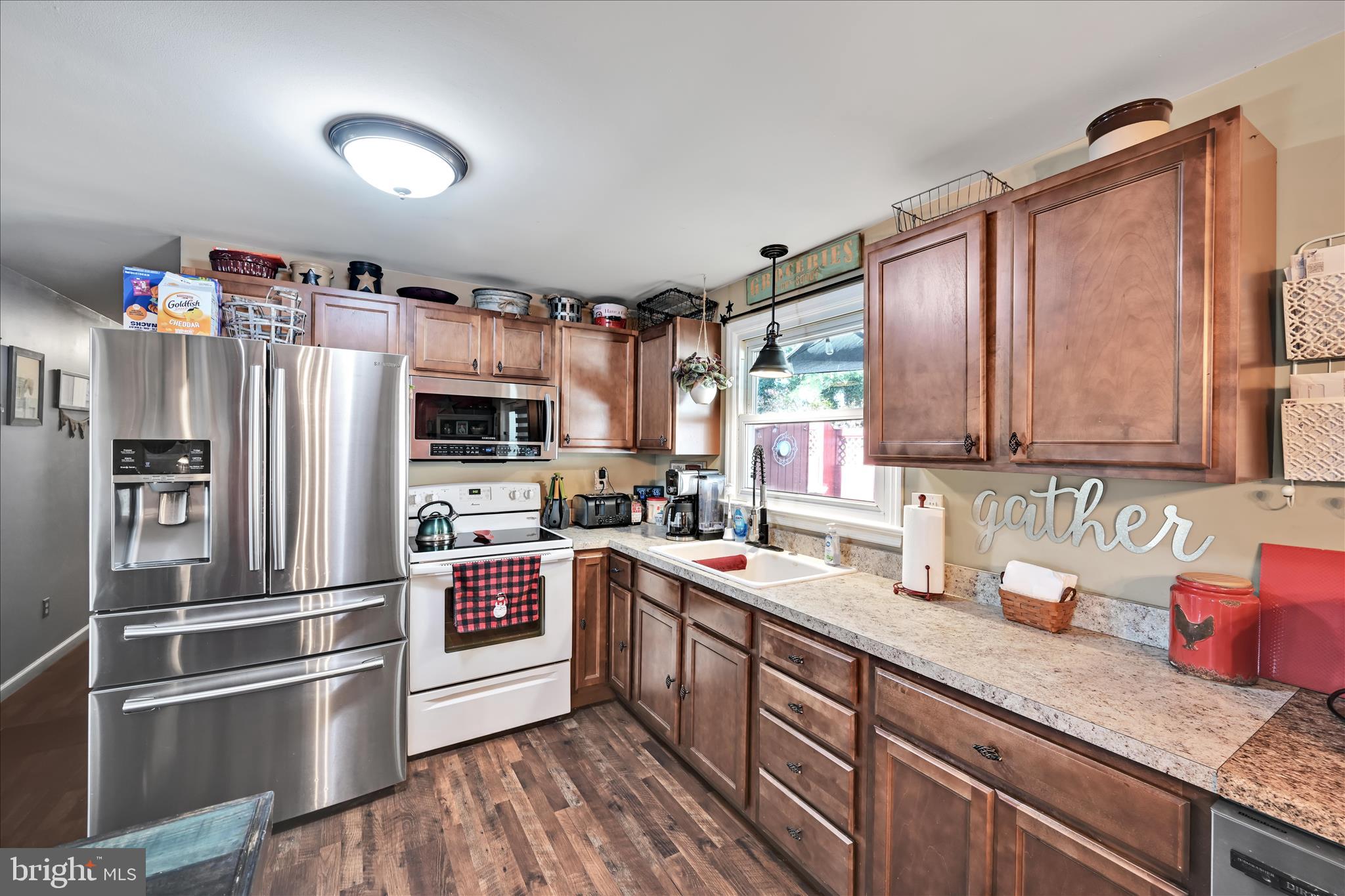 144 Rapho Street Manheim, PA 17545 - Photo 13 of 33 Kitchen