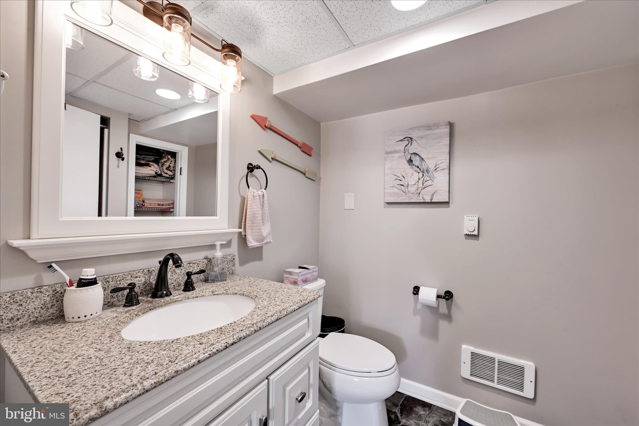 144 Rapho Street Manheim, PA 17545 - Photo 16 of 33 Bathroom
