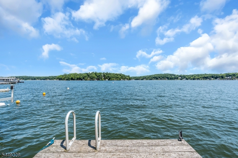 16 Lakeview Road Hopatcong, NJ 07843 - Photo 5 of 50 Gallery Image 5