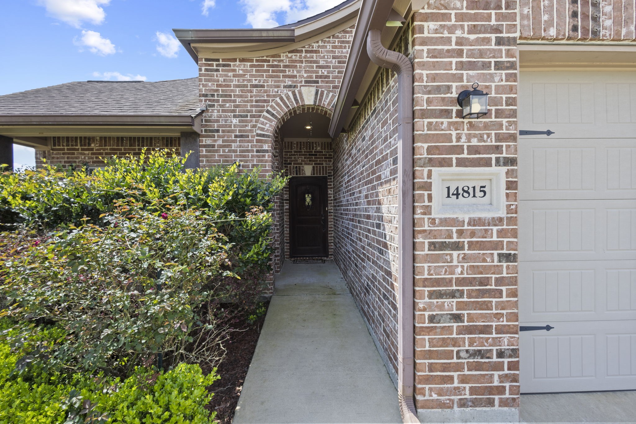 14815 Michelle Lane Beaumont, TX 77713 - Photo 3 of 40