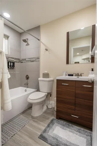 $4,400 | 18606 Southwest 100th Avenue, Unit 18606, Cutler Bay, FL 33157