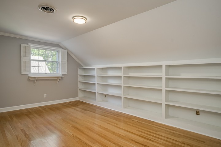 88 Lakeland Drive McMinnville, TN 37110 - Photo 36 of 41 a view of a room with wooden floor and cabinet