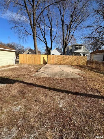 $119,900 | 1625 North 8th Street, Springfield, IL 62702