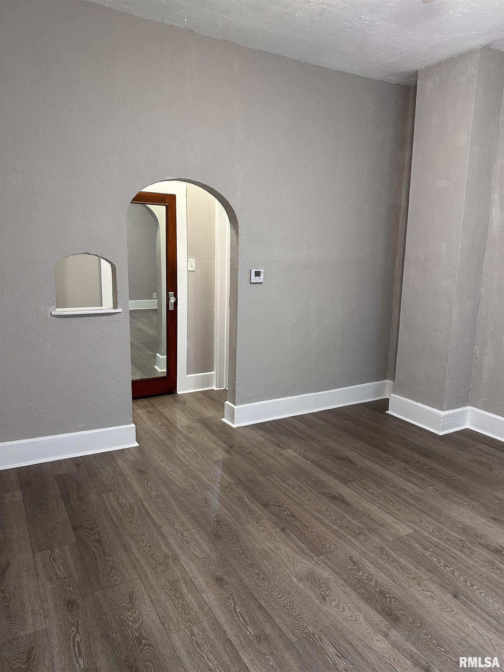 1625 North 8th Street Springfield, IL 62702 - Photo 4 of 22 Gallery Image 4