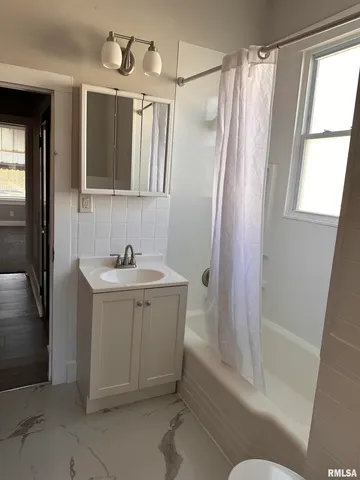 $119,900 | 1625 North 8th Street, Springfield, IL 62702