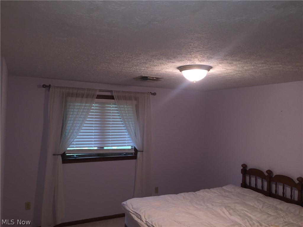 8909 Gifford Road Amherst, OH 44001 - Photo 27 of 32