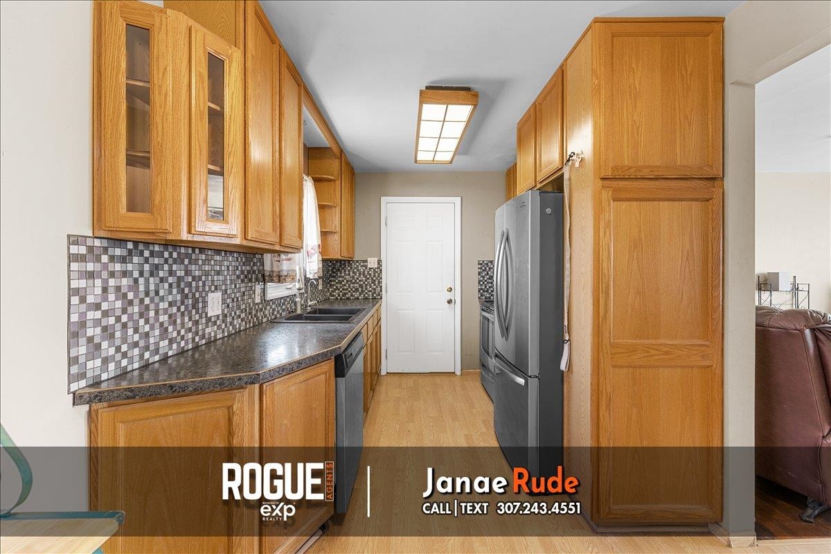 607 Swanton Avenue Casper, WY 82609 - Photo 12 of 36