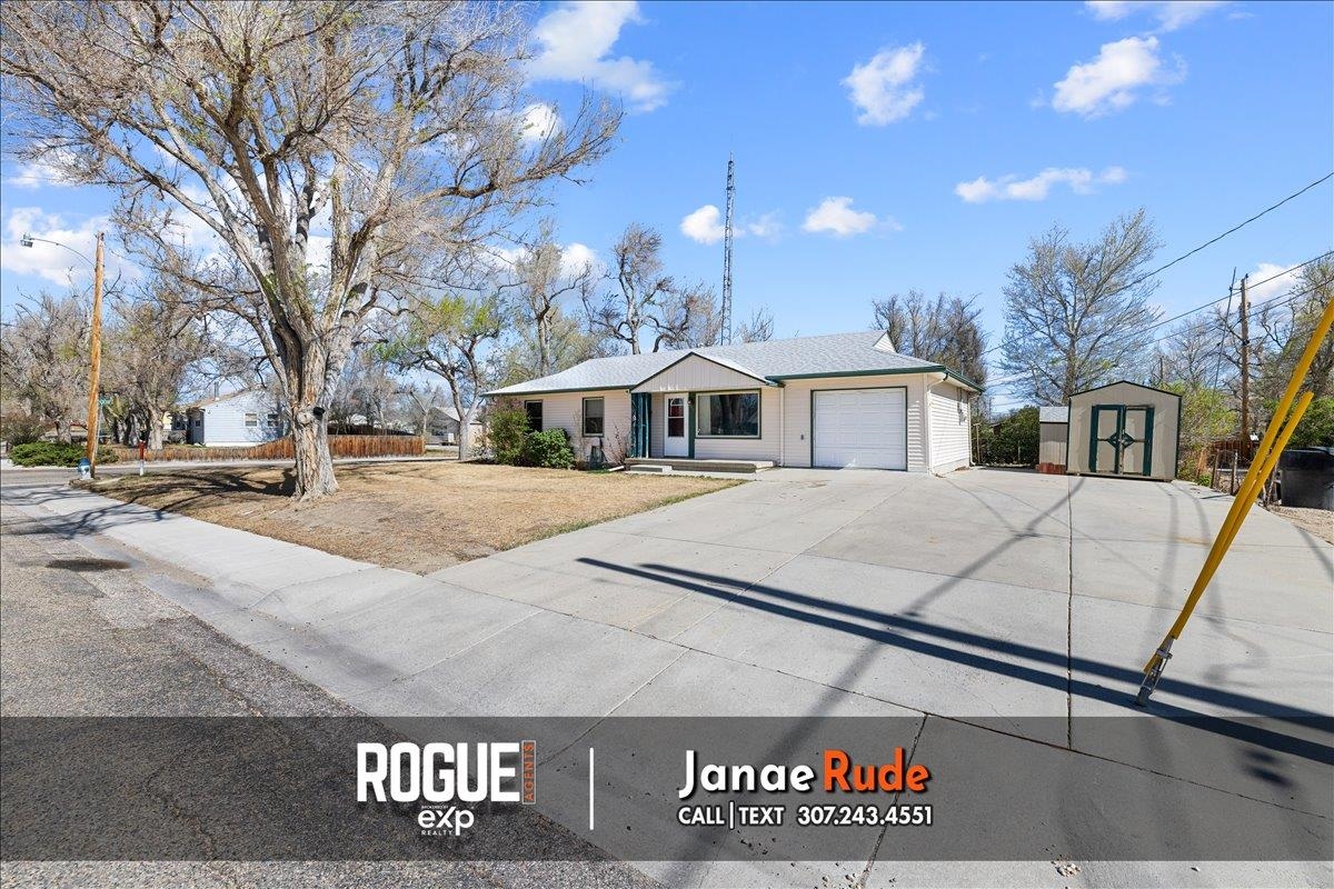 607 Swanton Avenue Casper, WY 82609 - Photo 6 of 36