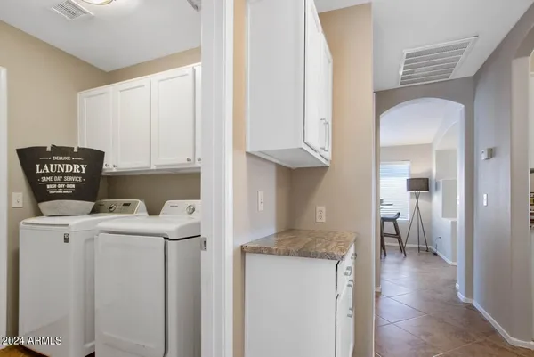 $2,300 | 6494 South Foothills Drive, Gold Canyon, AZ 85118