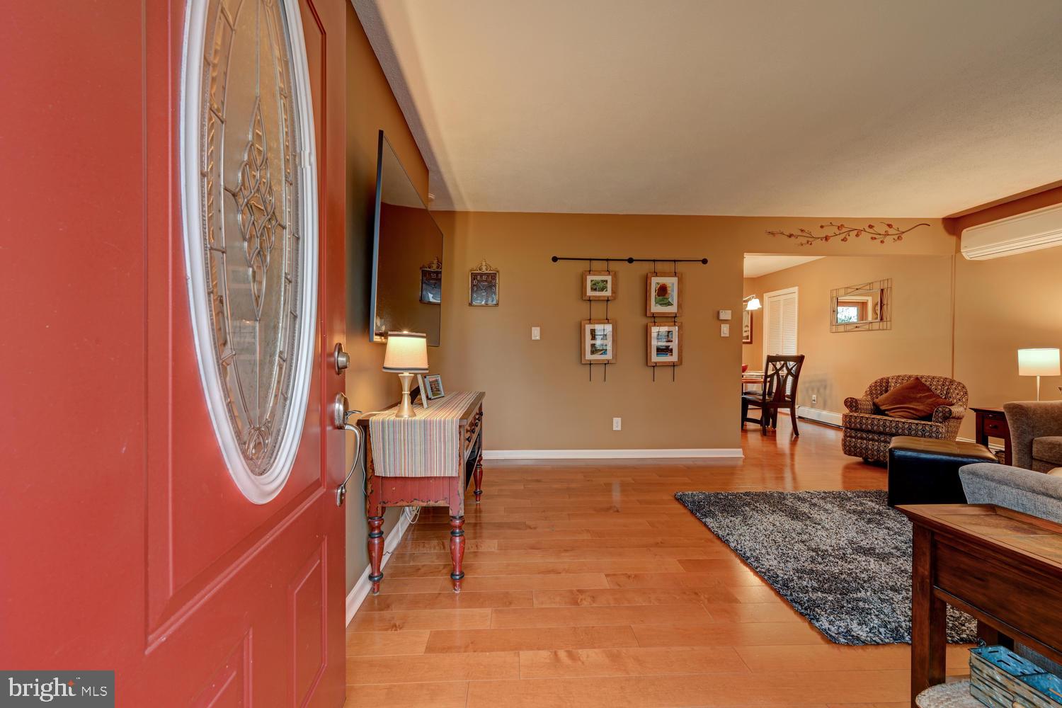 25 Shellflower Lane Hamilton, NJ 08690 - Photo 2 of 24 Front Entrance