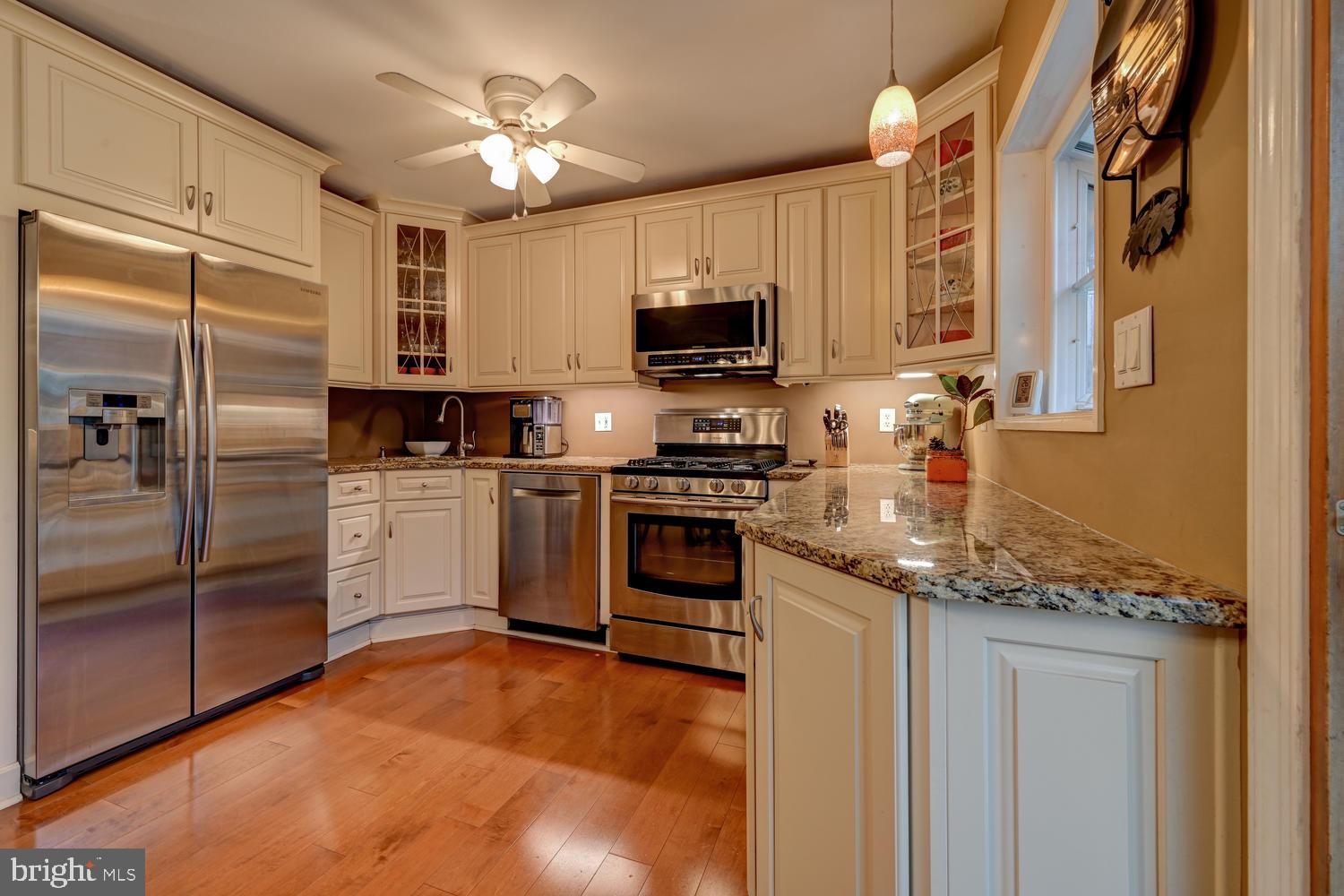 25 Shellflower Lane Hamilton, NJ 08690 - Photo 11 of 24 Kitchen