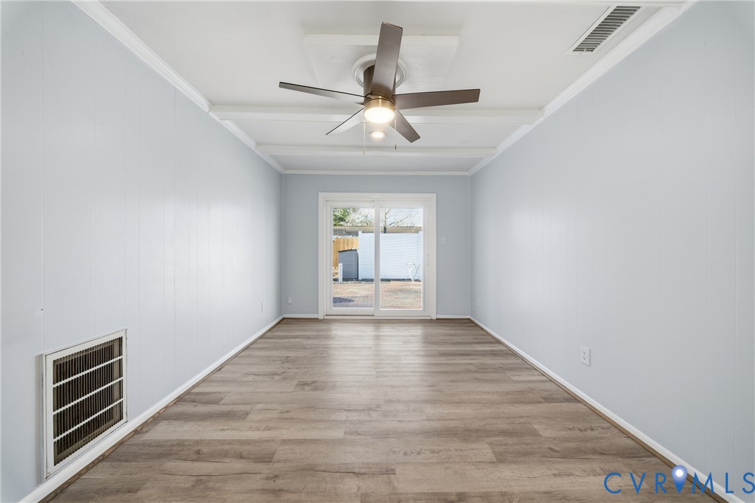 517 Windsor Gate Circle Virginia Beach, VA 23452 - Photo 16 of 47 Family room off kitchen area with sliding doors le