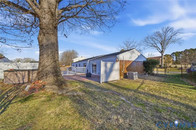 $420,000 | 517 Windsor Gate Circle, Virginia Beach, VA 23452