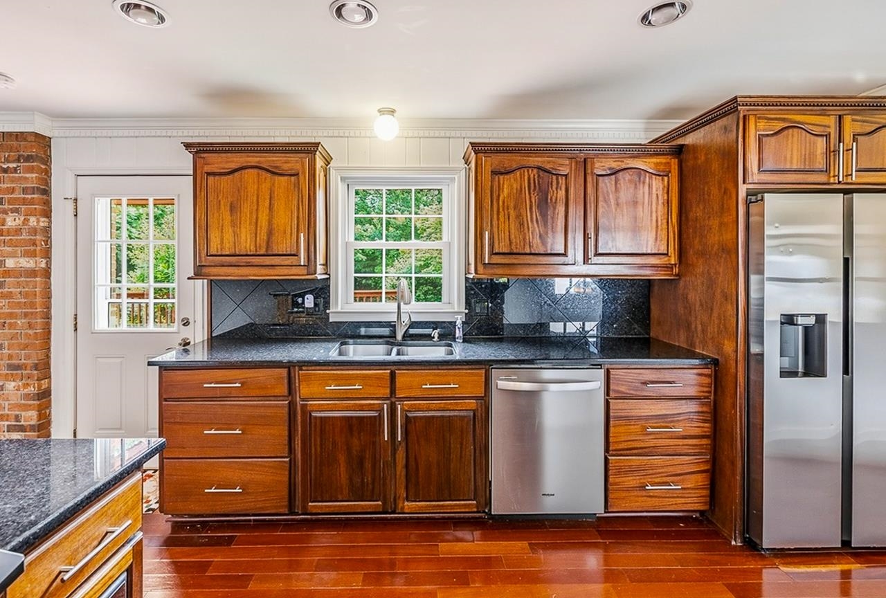 304 Del Norte Road Greenville, SC 29615 - Photo 7 of 50