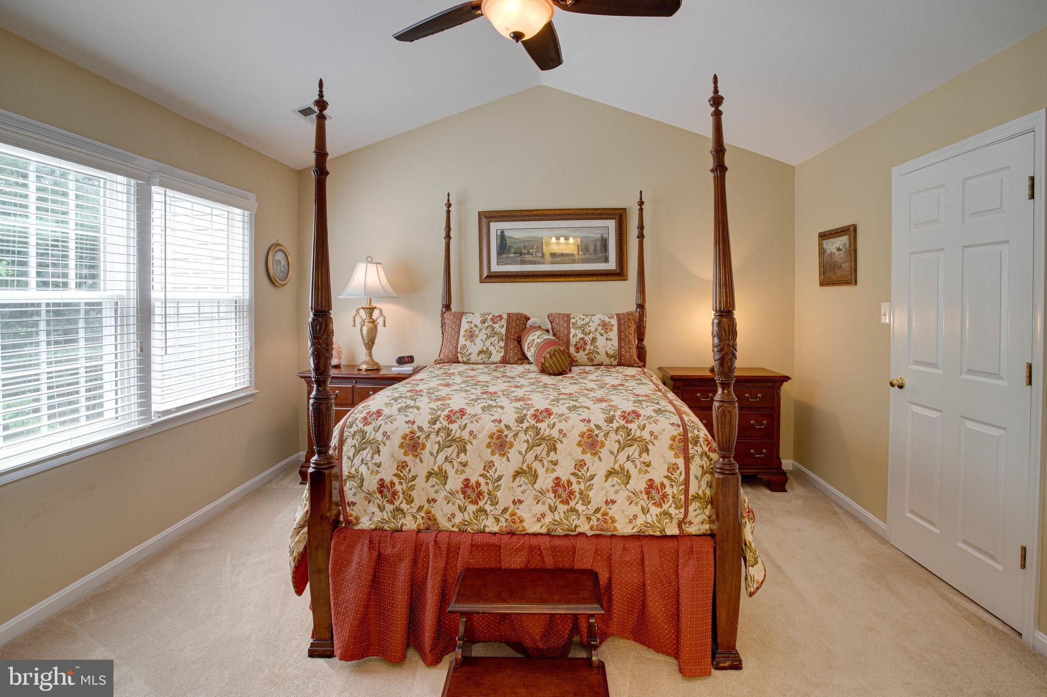 11492 Rothbury Square Fairfax, VA 22030 - Photo 20 of 33