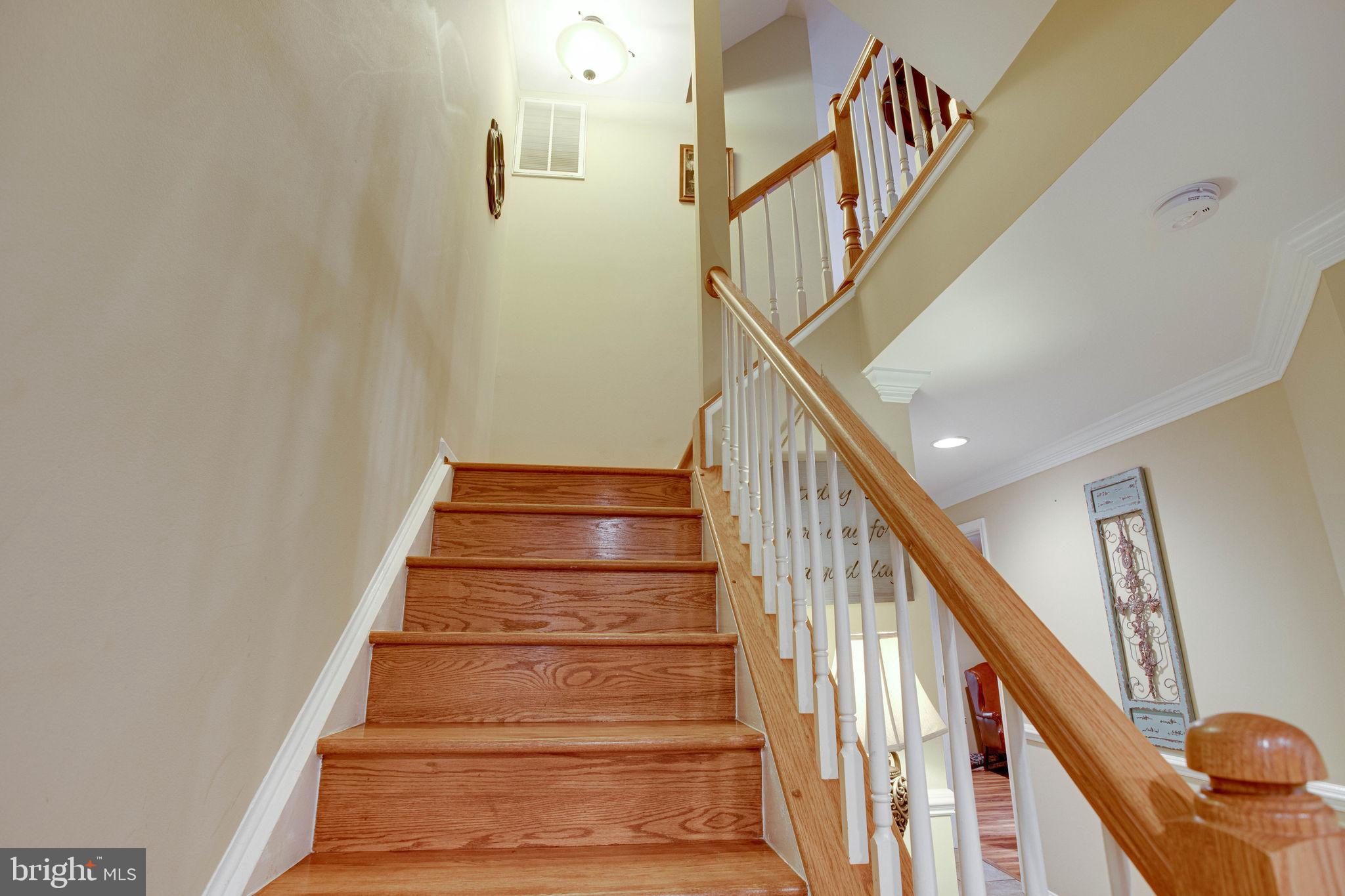 11492 Rothbury Square Fairfax, VA 22030 - Photo 4 of 33