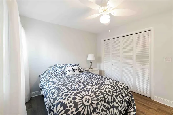 $319,900 | 101 Louella Lane, Unit 11, Nokomis, FL 34275