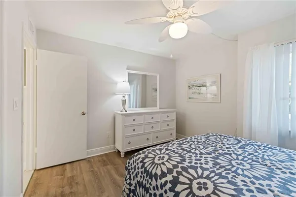 $319,900 | 101 Louella Lane, Unit 11, Nokomis, FL 34275