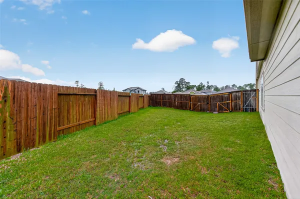 $335,000 | 14317 Cedarwood Oaks Road, Splendora, TX 77372