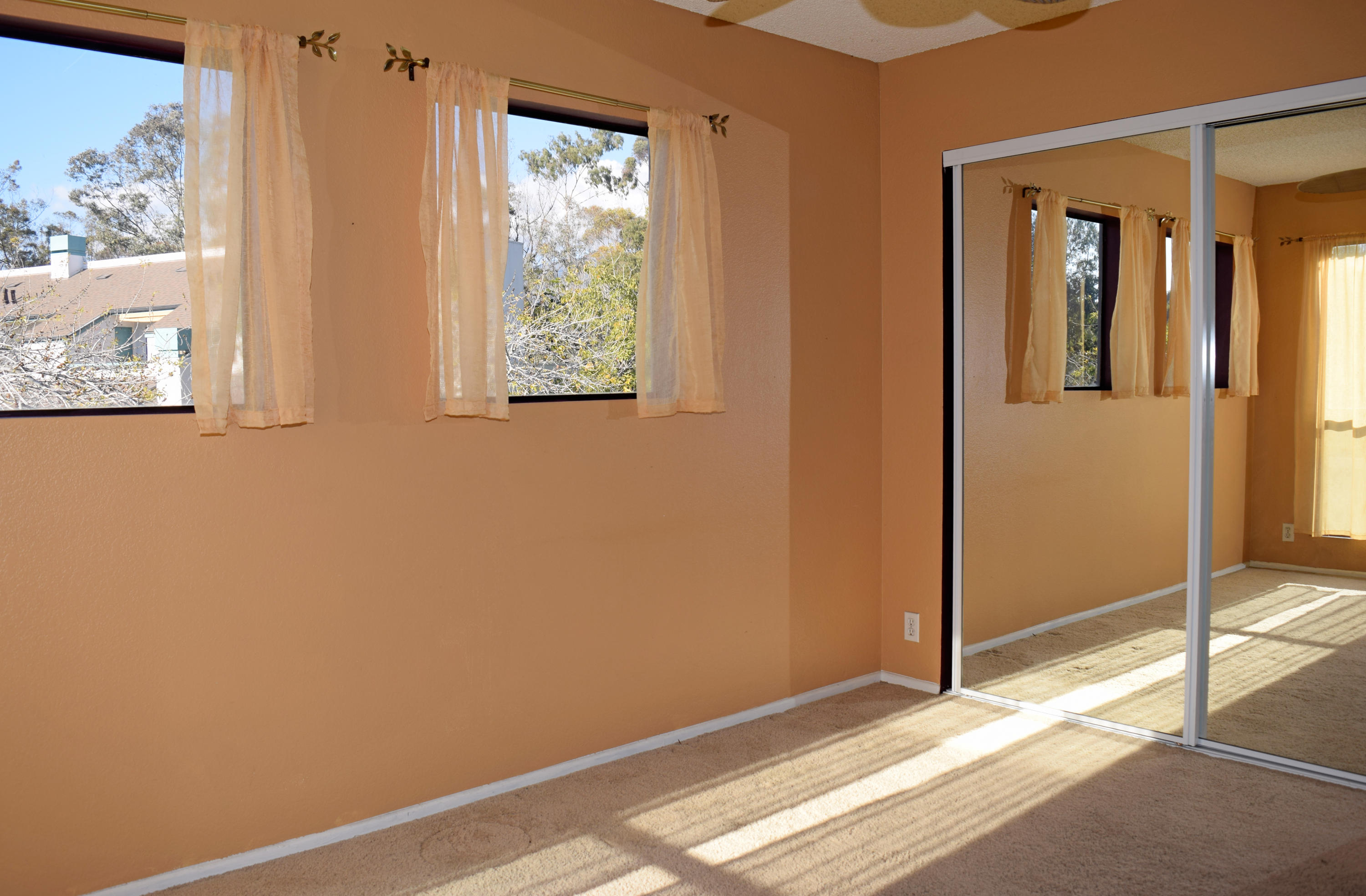 3570 Modoc Road, Unit 13 Santa Barbara, CA 93105 - Photo 6 of 12 Guest Bedroom