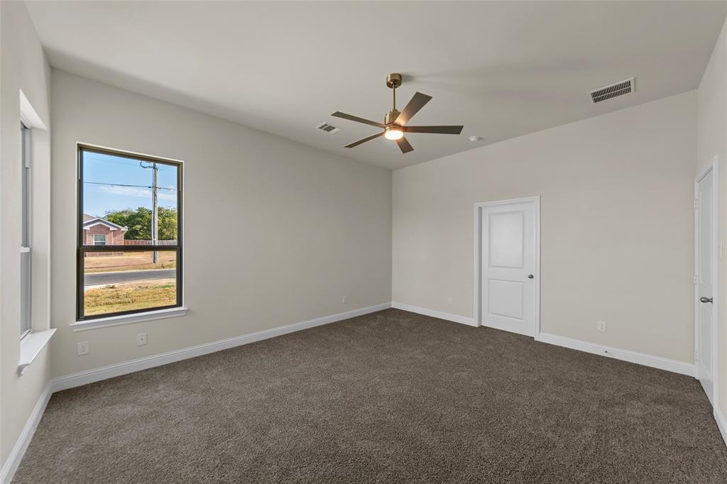 2201 Uhl Road Glenn Heights, TX 75154 - Photo 12 of 22 Gallery Image 12