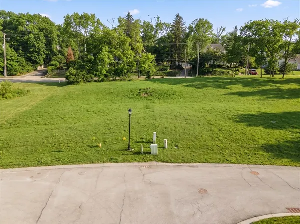 $139,900 | 4031 Pointe Oakwood Way, Dayton, OH 45409