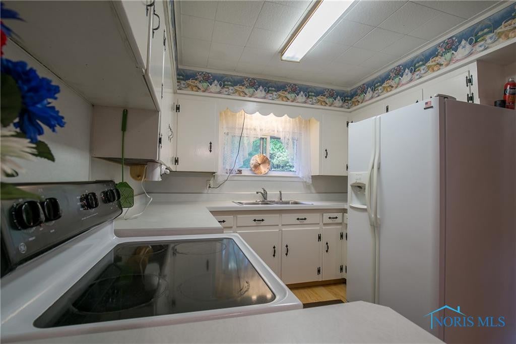 9340 Old State Line Road Holland, OH 43528 - Photo 13 of 26 Gallery Image 13