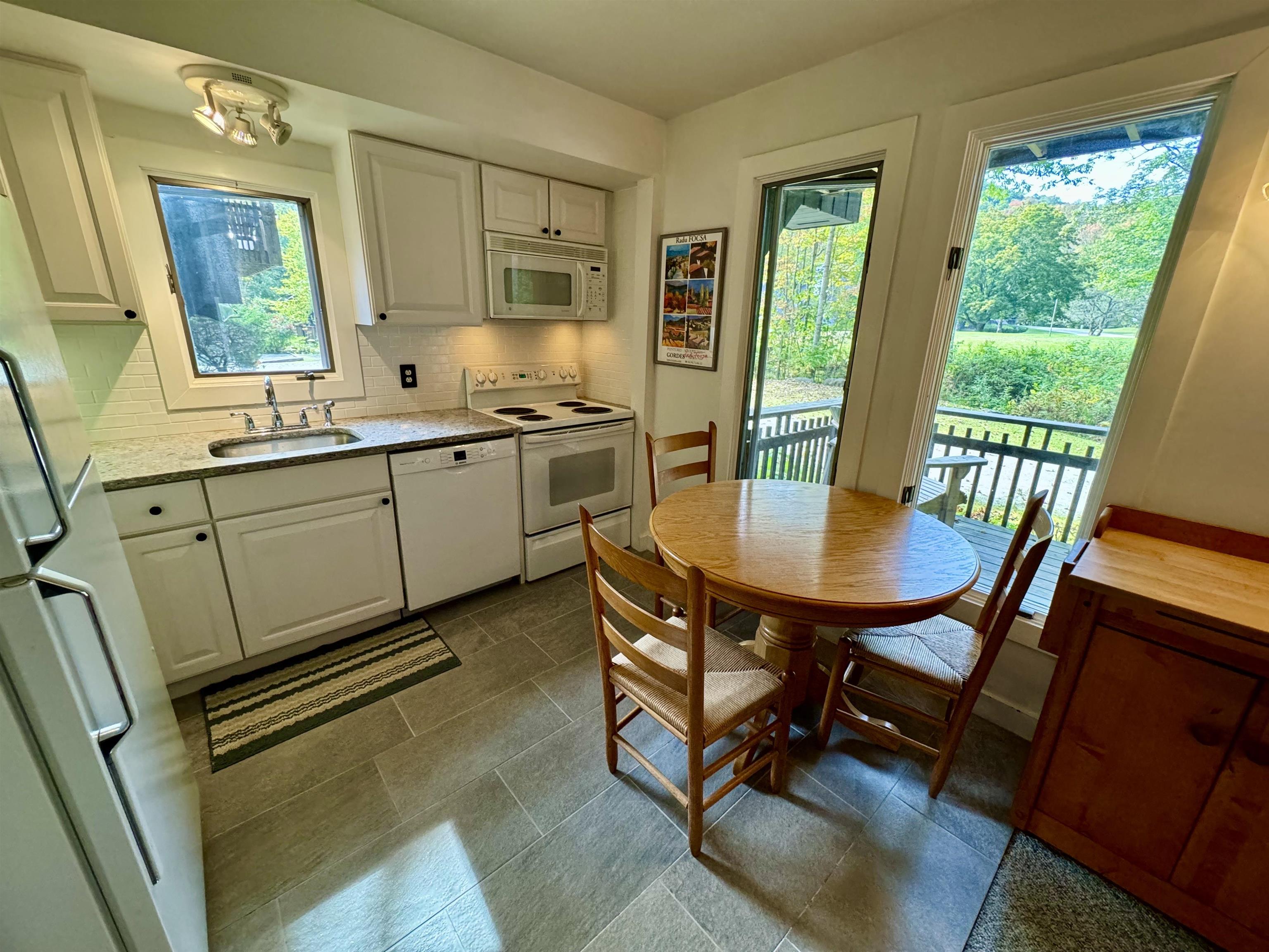 4618 Battleground Road, Unit 19 Fayston, VT 05673 - Photo 16 of 47