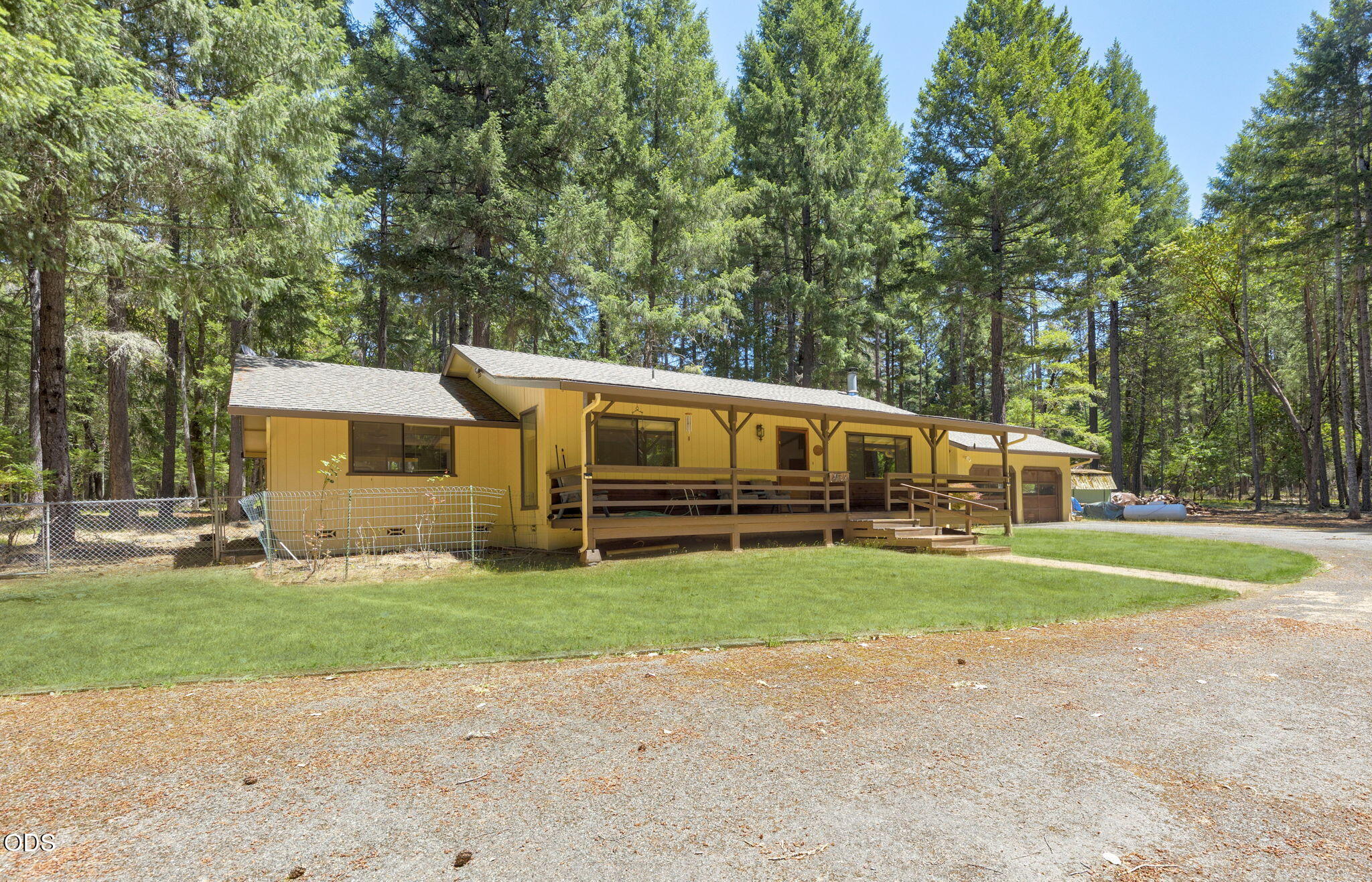 1616 Marcy Loop Road Grants Pass, OR 97527 - Photo 1 of 24