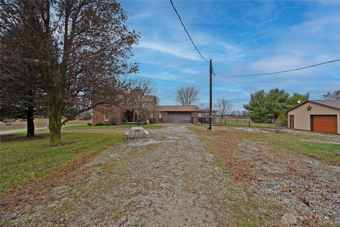 15705 Moyer Road Germantown, OH 45327 - Photo 2 of 60 Gallery Image 2