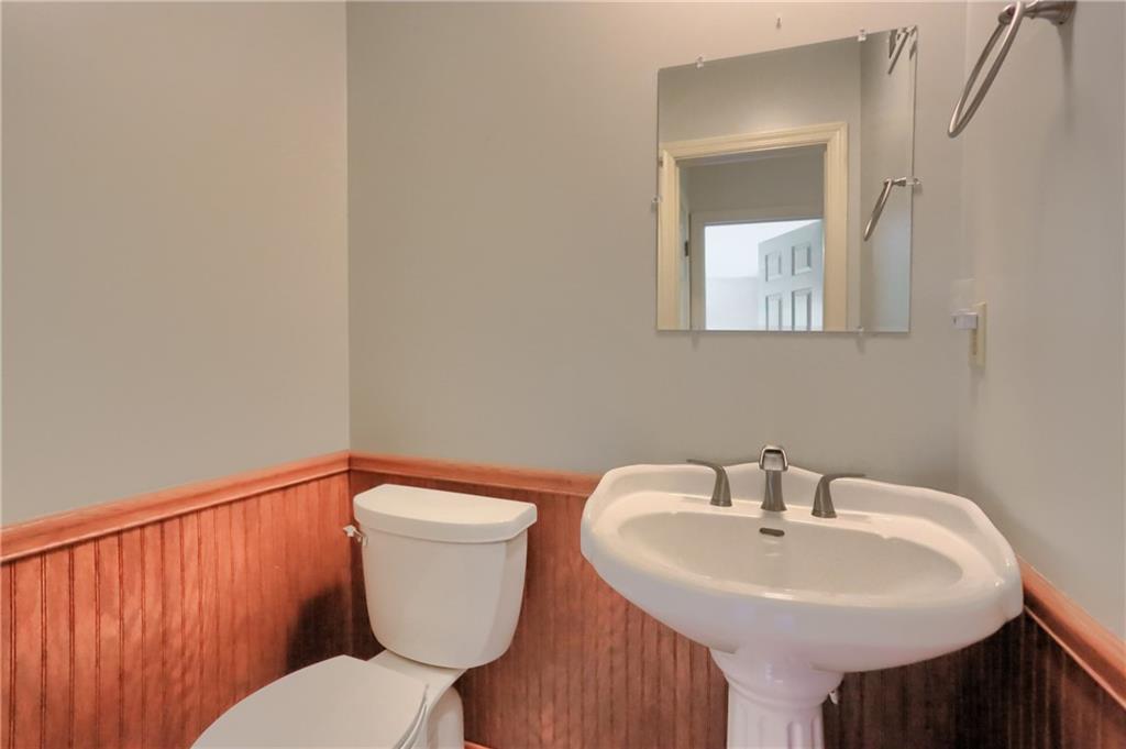 9650 Goehring Road Cranberry Township, PA 16066 - Photo 24 of 48 Main floor powder room.