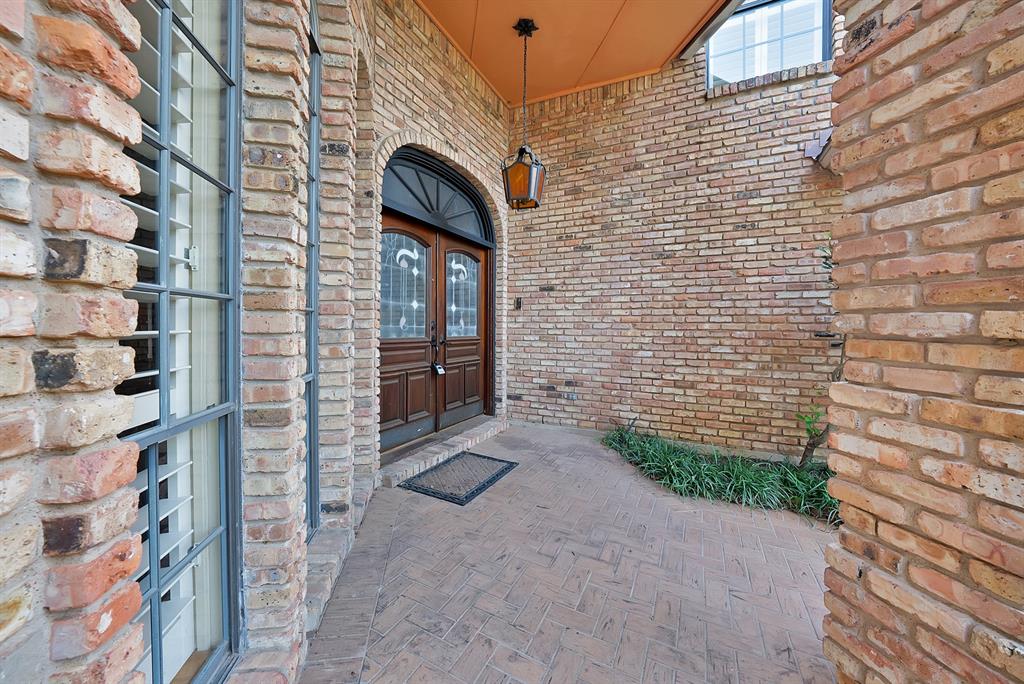 2714 Ridge Top Lane Arlington, TX 76006 - Photo 3 of 39