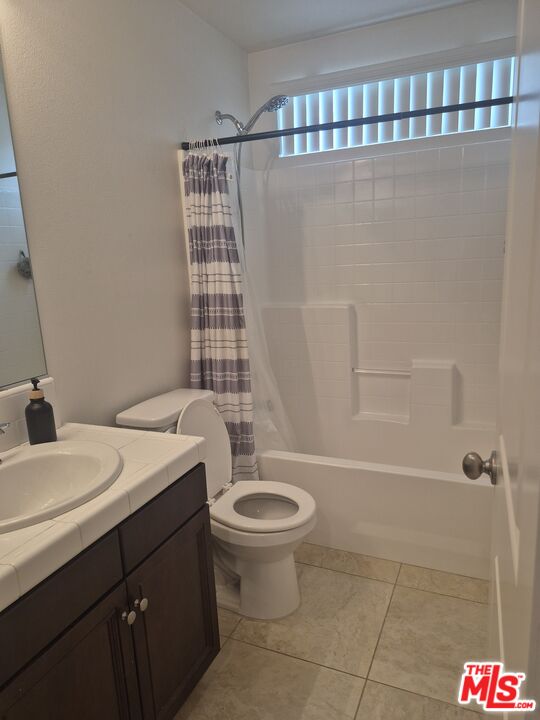 361 Canyon Ridge Calimesa, CA 92320 - Photo 12 of 15