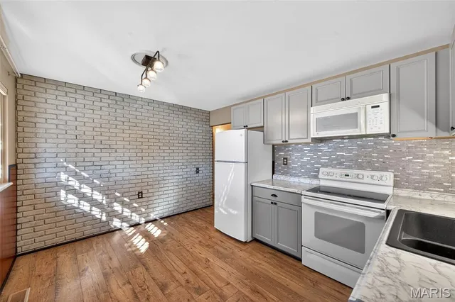 $279,900 | 3263 Janton Lane, St. Charles, MO 63301