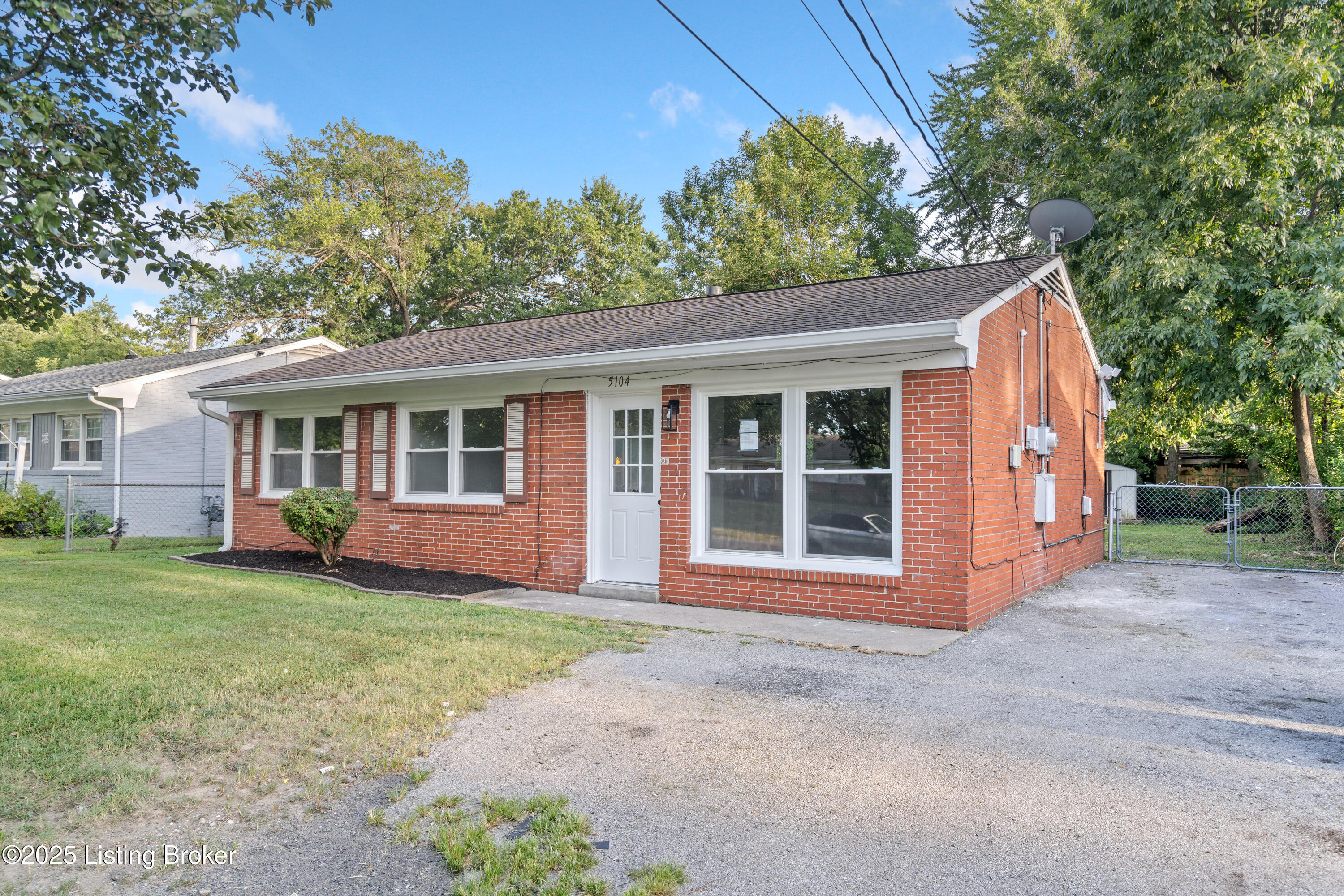 5104 Rural Way Louisville, KY 40218 - Photo 20 of 23 DSC01109