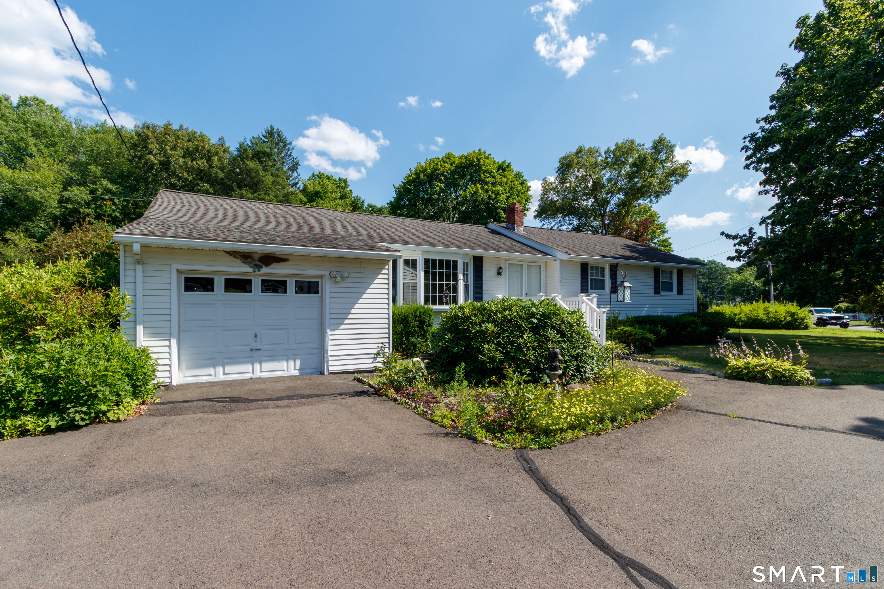 176 Clintonville Road North Haven, CT 06473 - Photo 30 of 38