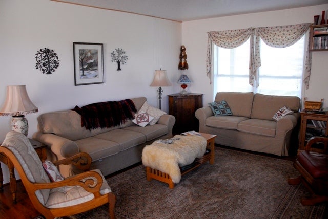 123 Bogg's Road Frankford, WV 24938 - Photo 6 of 11 Gallery Image 6